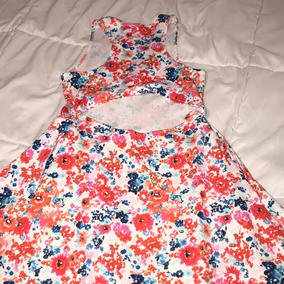 🌸🌺 SO DRESS🌸🌺 - Picture 3 of 5